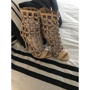 🚫SOLD🚫Brand New Heels